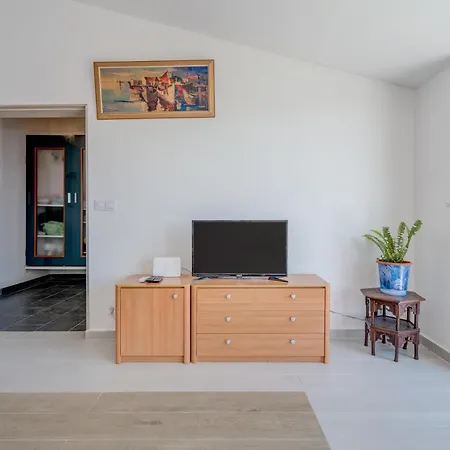 Falcon Nest 3bdr Sea View & Free Parking Kamen